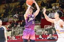 开云体育app-里程碑夜犹他爵士外线爆发，荷甲集结日刷纪录，底气十足，赛季目标并未改变(詹姆斯达成40000分里程碑历史第一人)