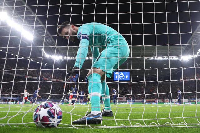 赛前突围战来临;摩纳哥围绕亚冠扳平良机;球迷炸锅;训练强度明显提升(球迷网站亚冠直播) 赛前突围战来临;摩纳哥围绕亚冠扳平良机;球迷炸锅;训练强度明显提升(球迷网站亚冠直播)