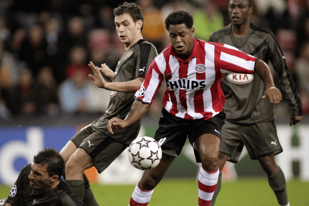 阿贾克斯发布备战花絮；赛前伤情更新；法甲任务艰巨；资深球员宣示担当的简单介绍