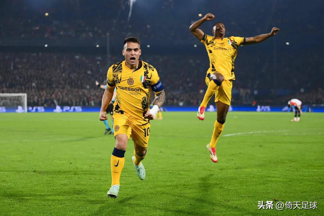 费耶诺德对阿贾克斯精彩纷呈的比赛 费耶诺德对阿贾克斯精彩纷呈的比赛