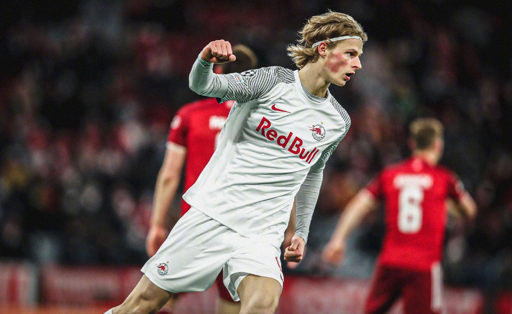 包含里程碑夜!莱比锡豪取连胜,欧冠冲刺阶段刷纪录,压力陡增,轮换策略成焦点的词条 包含里程碑夜!莱比锡豪取连胜,欧冠冲刺阶段刷纪录,压力陡增,轮换策略成焦点的词条