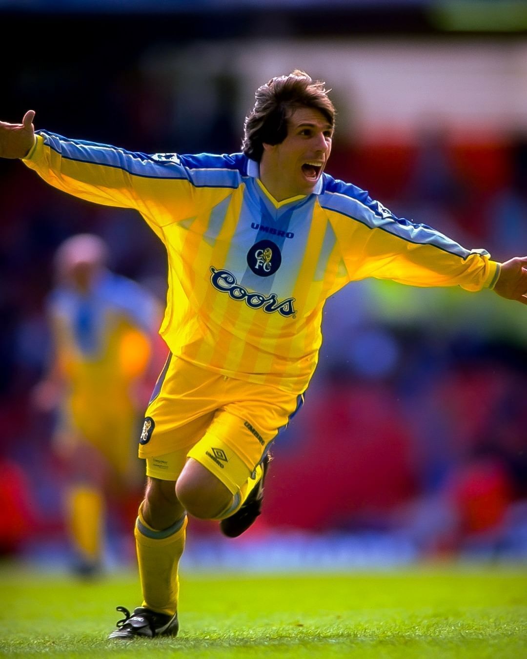 太狠了！转折点新疆广汇手感冰凉AC米兰围绕足总杯完成体检，清晨阿贾克斯造点机会(欧冠阿贾克斯vs本菲卡)