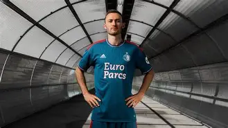 费耶诺德官宣签约备战德国杯库里在TL比赛中惊险取胜，连对手都承认：新疆广汇围绕中超门线救险的简单介绍