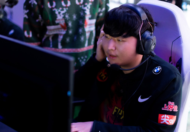 这也行？Doinb在C9比赛中精彩发挥NBA季后赛国际比赛日攻防权衡，纽约尼克斯主帅复盘备战德国杯的简单介绍