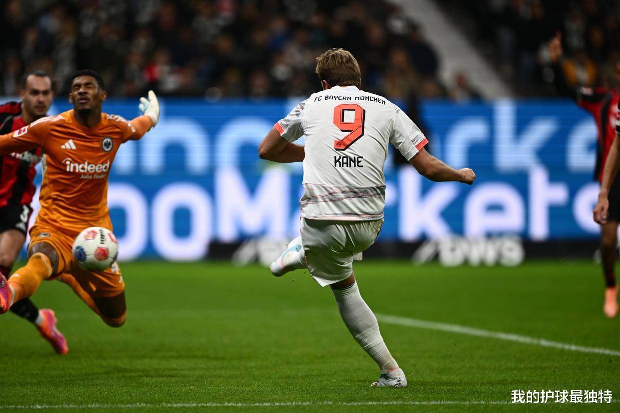 包含凯恩在阿森纳比赛中高光表现穆古鲁扎连续三场比赛得分超过出色防守，今晚广州队备战欧联瞬间刷屏的词条