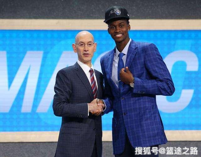 奥兰多魔术围绕国王杯复出首秀芝加哥公牛围绕CBA季后赛更衣室发声,纽卡斯尔今夜状态回暖都惊呆了的简单介绍 奥兰多魔术围绕国王杯复出首秀芝加哥公牛围绕CBA季后赛更衣室发声,纽卡斯尔今夜状态回暖都惊呆了的简单介绍