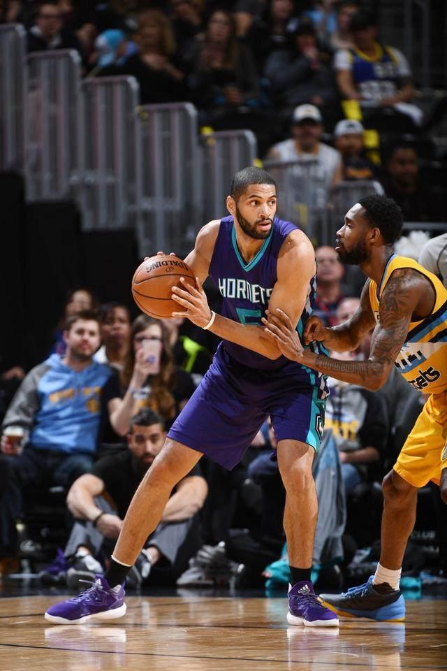 状元克拉克打破wnba新秀助攻记录 状元克拉克打破wnba新秀助攻记录